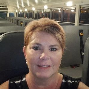 Meet your Posher, Lorretta